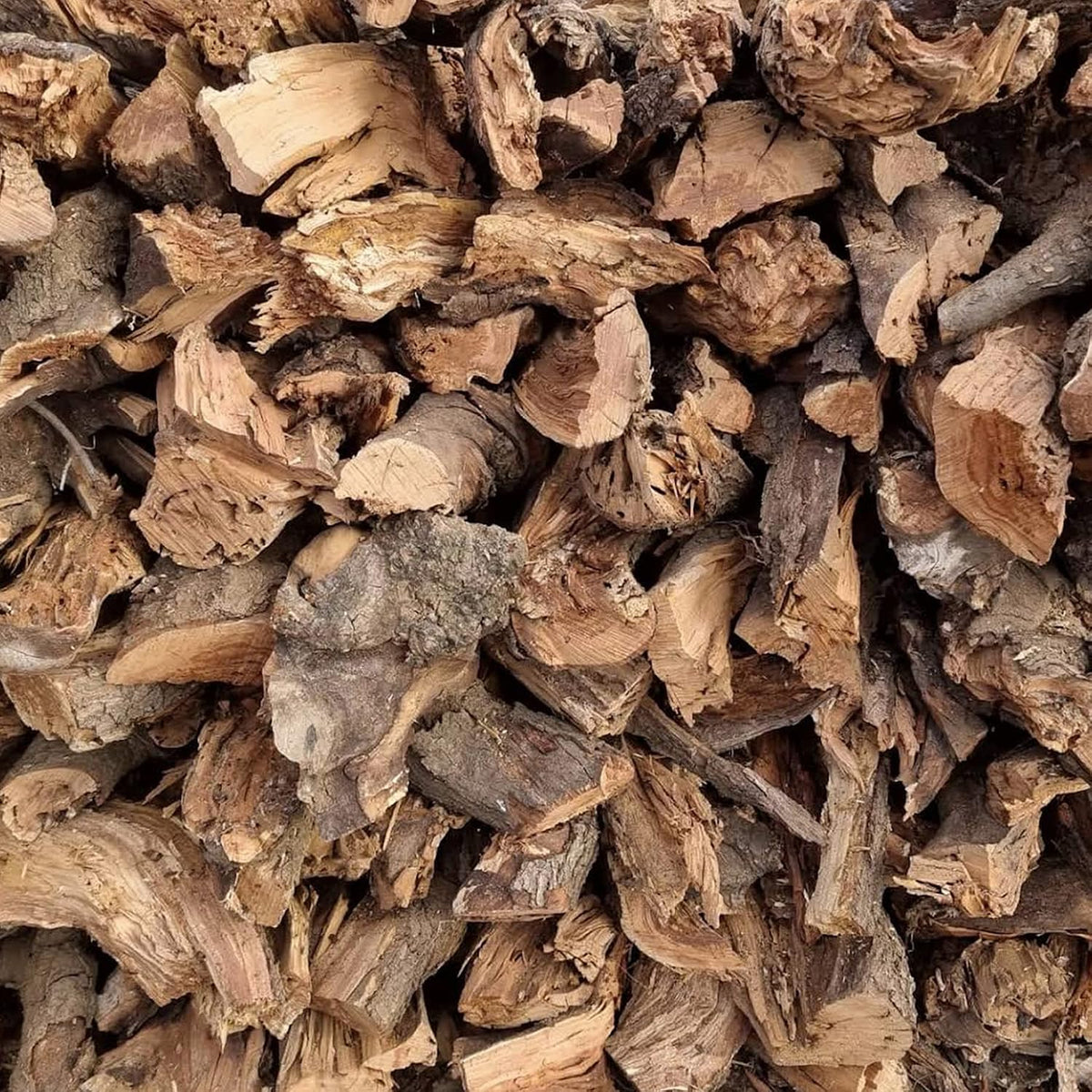 Leña de Olivo para Chimeneas, Estufas, Barbacoas y Hornos de Asar.